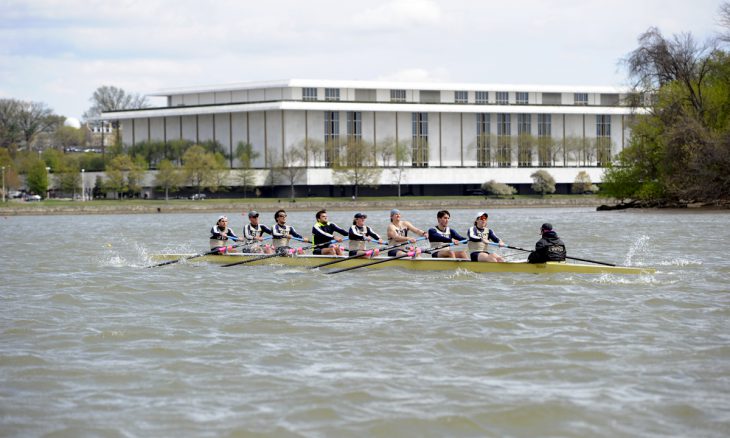 GW Men's Rowing GWU Men's Crew on the Potomac